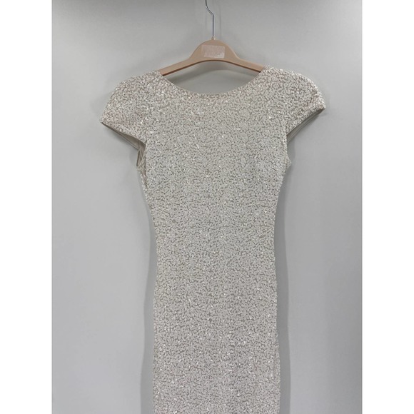 Badgley Mischka Sequined Draped Cowl Back Cap Sleeve Formal Maxi Gown Size 4 - Picture 3 of 8